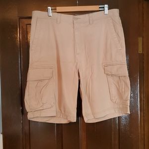 Men's cargo shorts